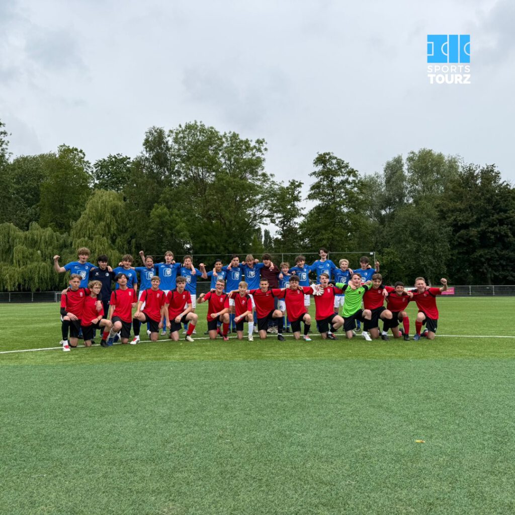 Instagram post from sportstourz. This post is in position 3.