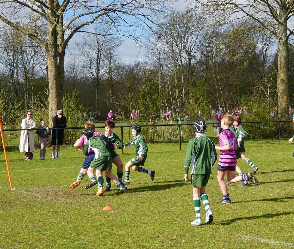 Instagram post from sportstourz. This post is in position 4.