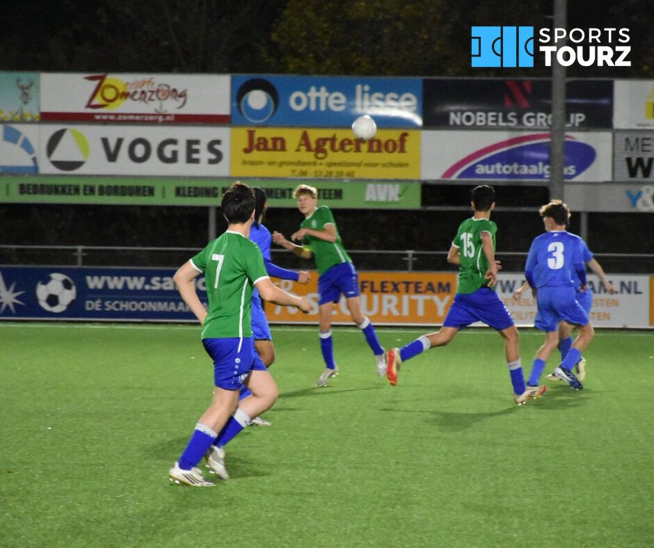 Instagram post from sportstourz. This post is in position 0.