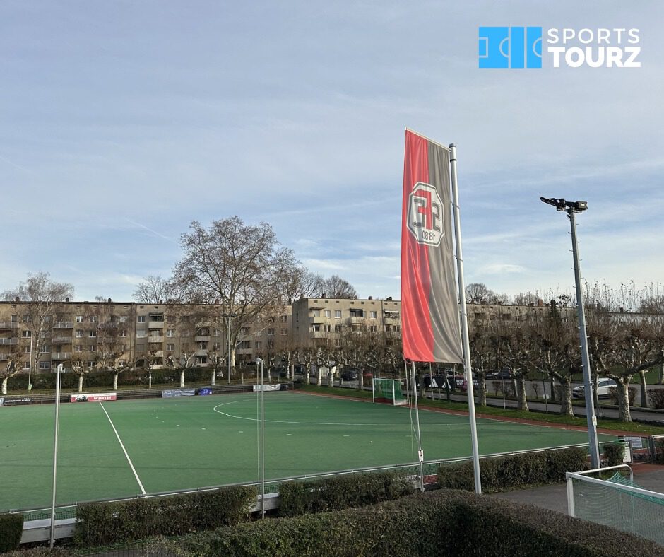 Instagram post from sportstourz. This post is in position 3.