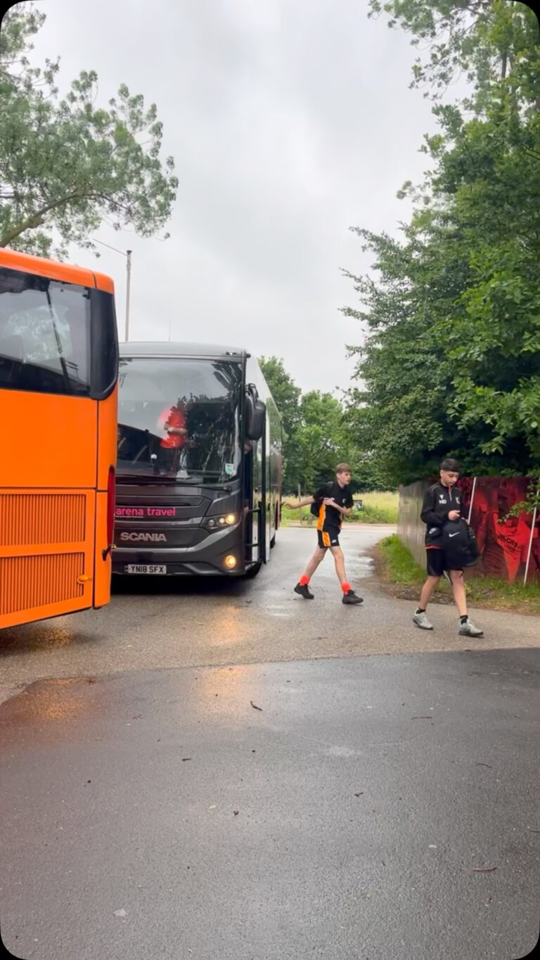 Instagram post from sportstourz. This post is in position 4.
