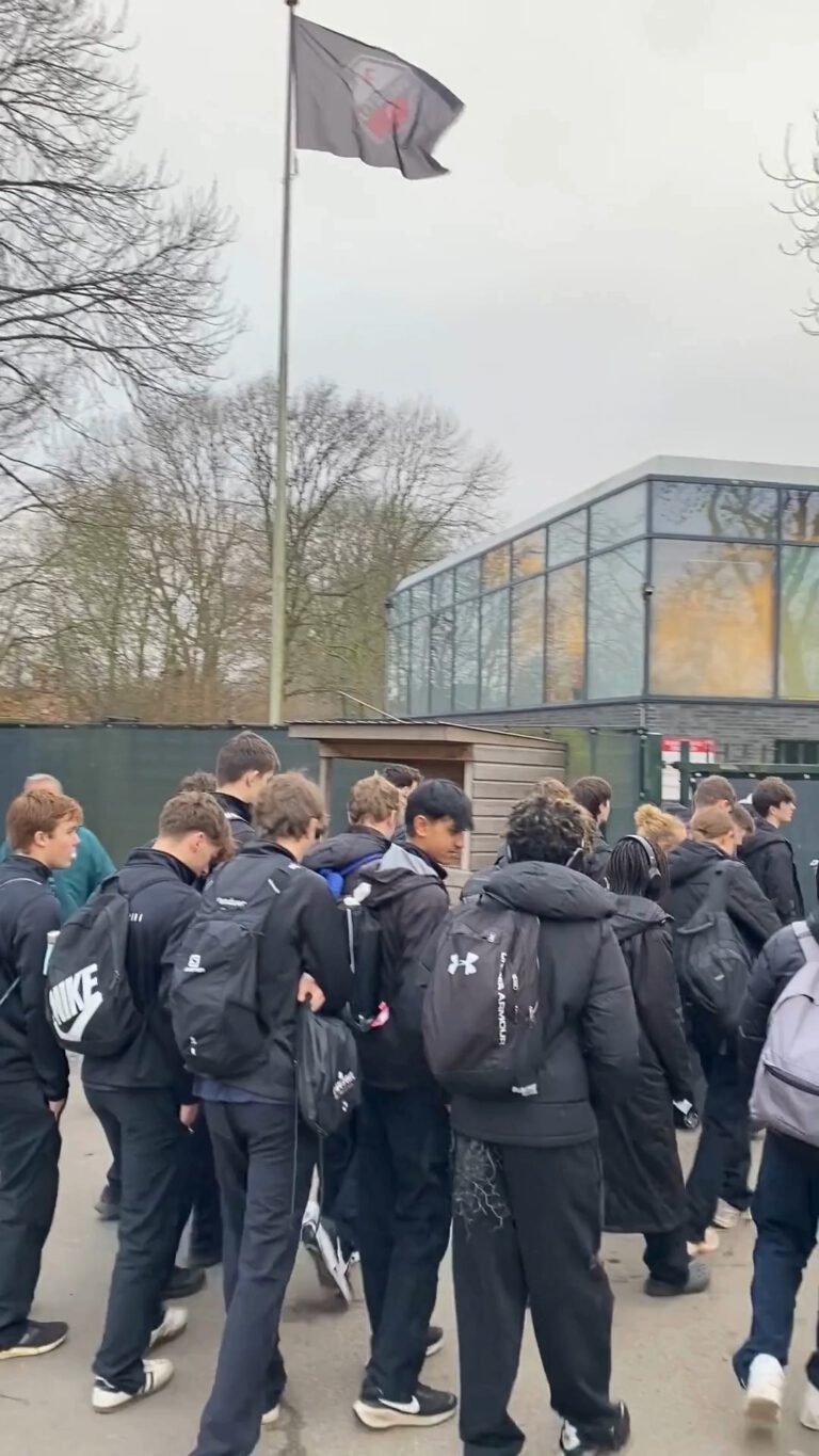 Instagram post from sportstourz. This post is in position 3.