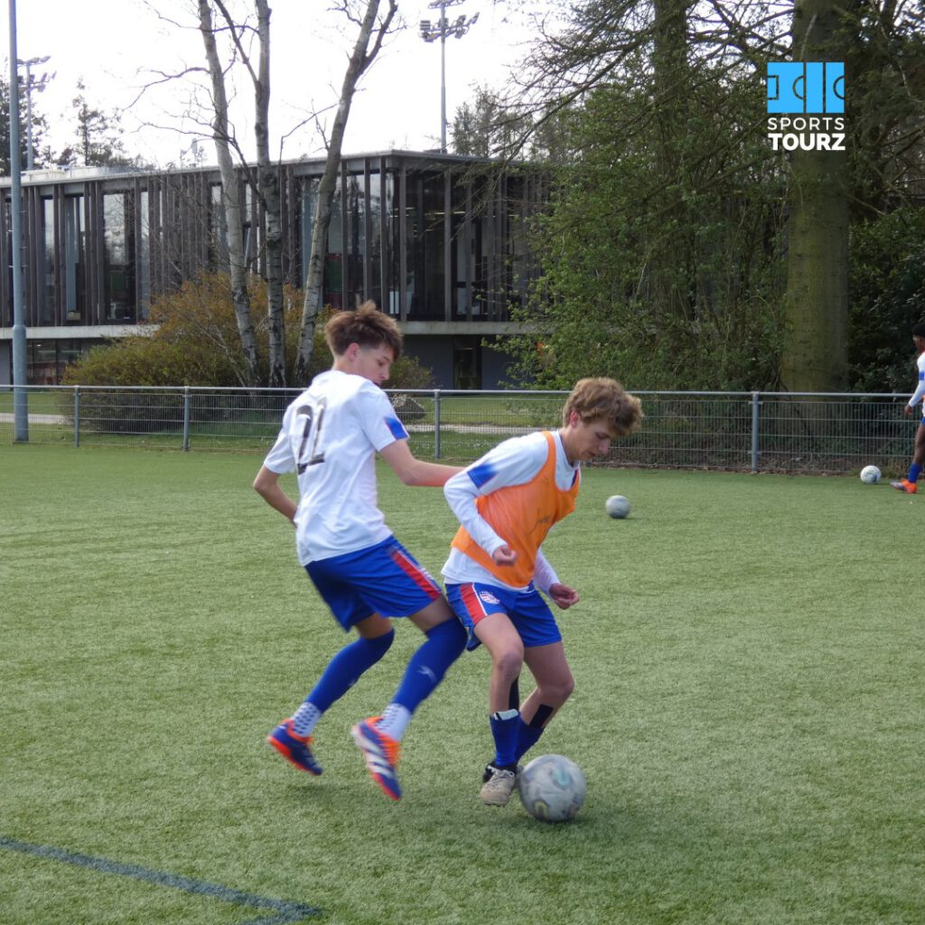 Instagram post from sportstourz. This post is in position 3.