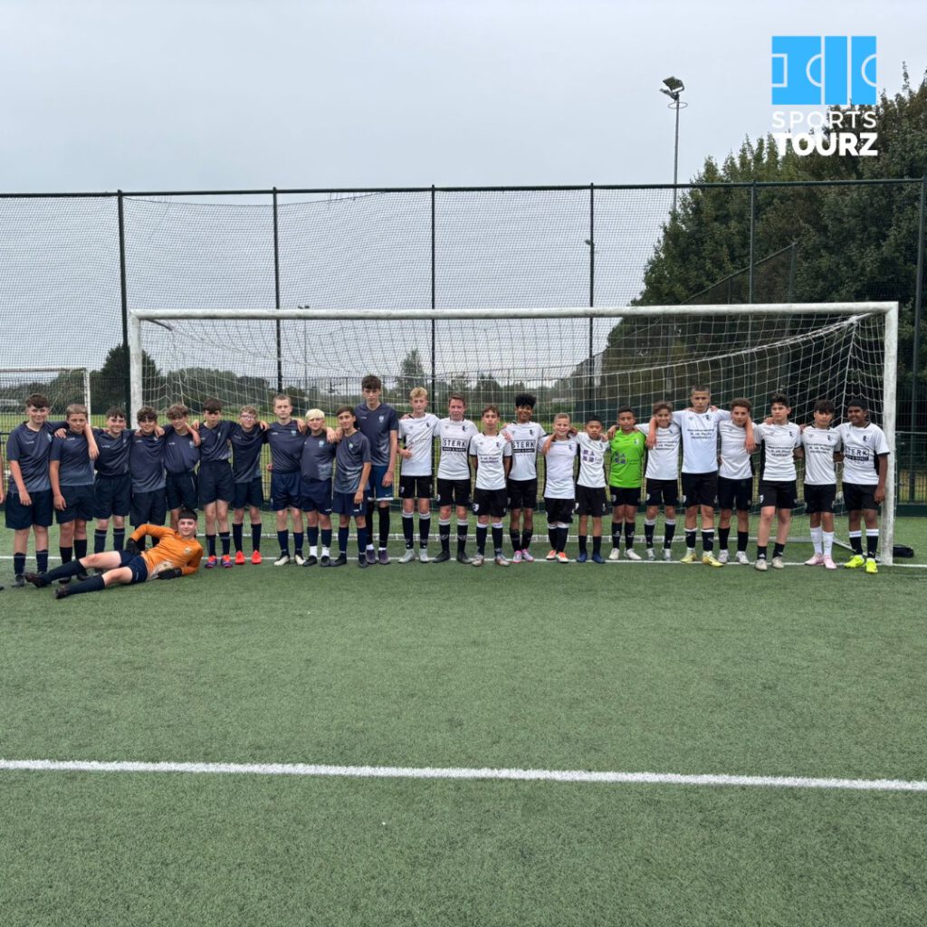 Instagram post from sportstourz. This post is in position 0.