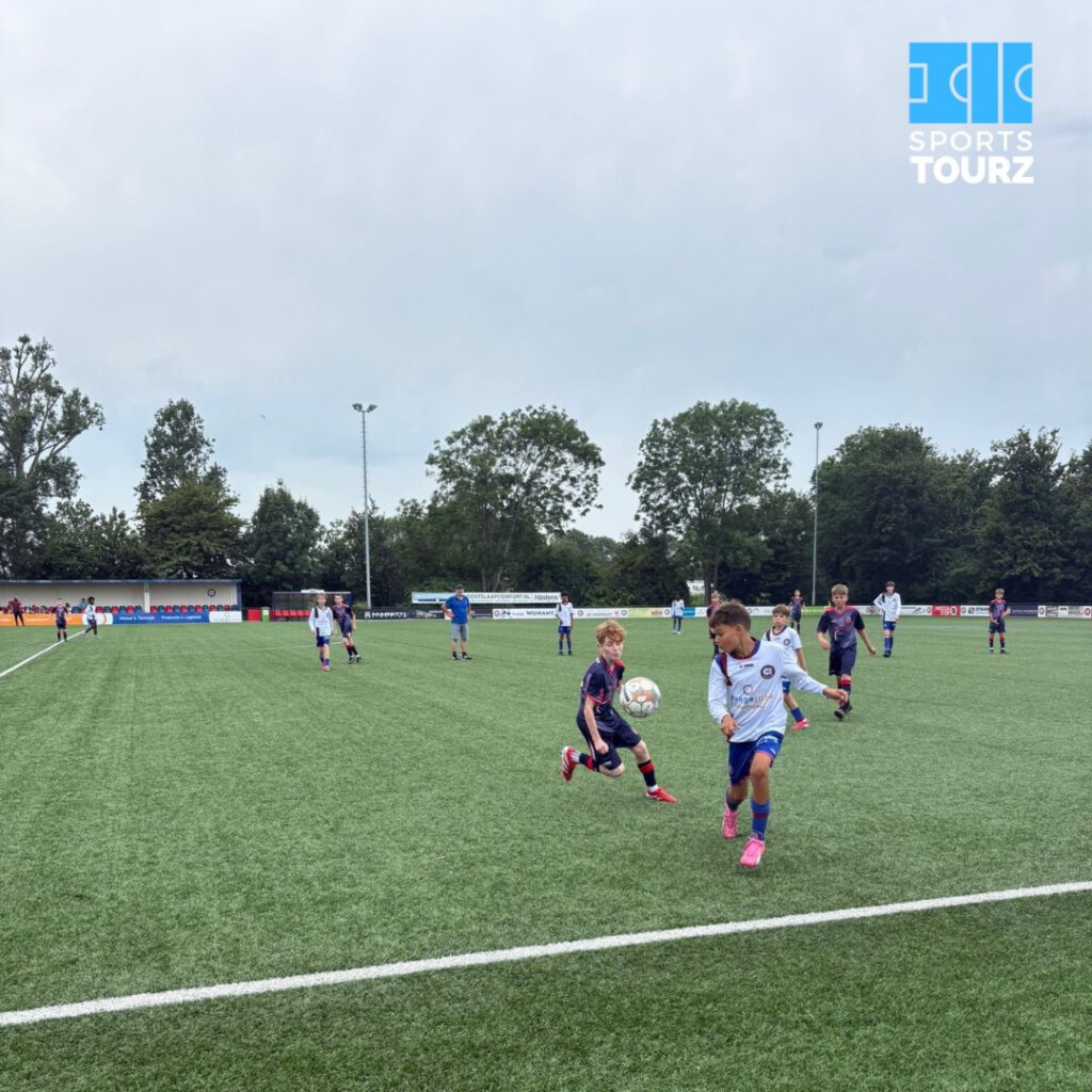 Instagram post from sportstourz. This post is in position 4.