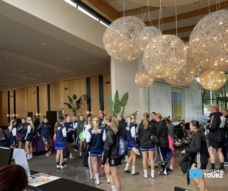 Instagram post from sportstourz. This post is in position 1.