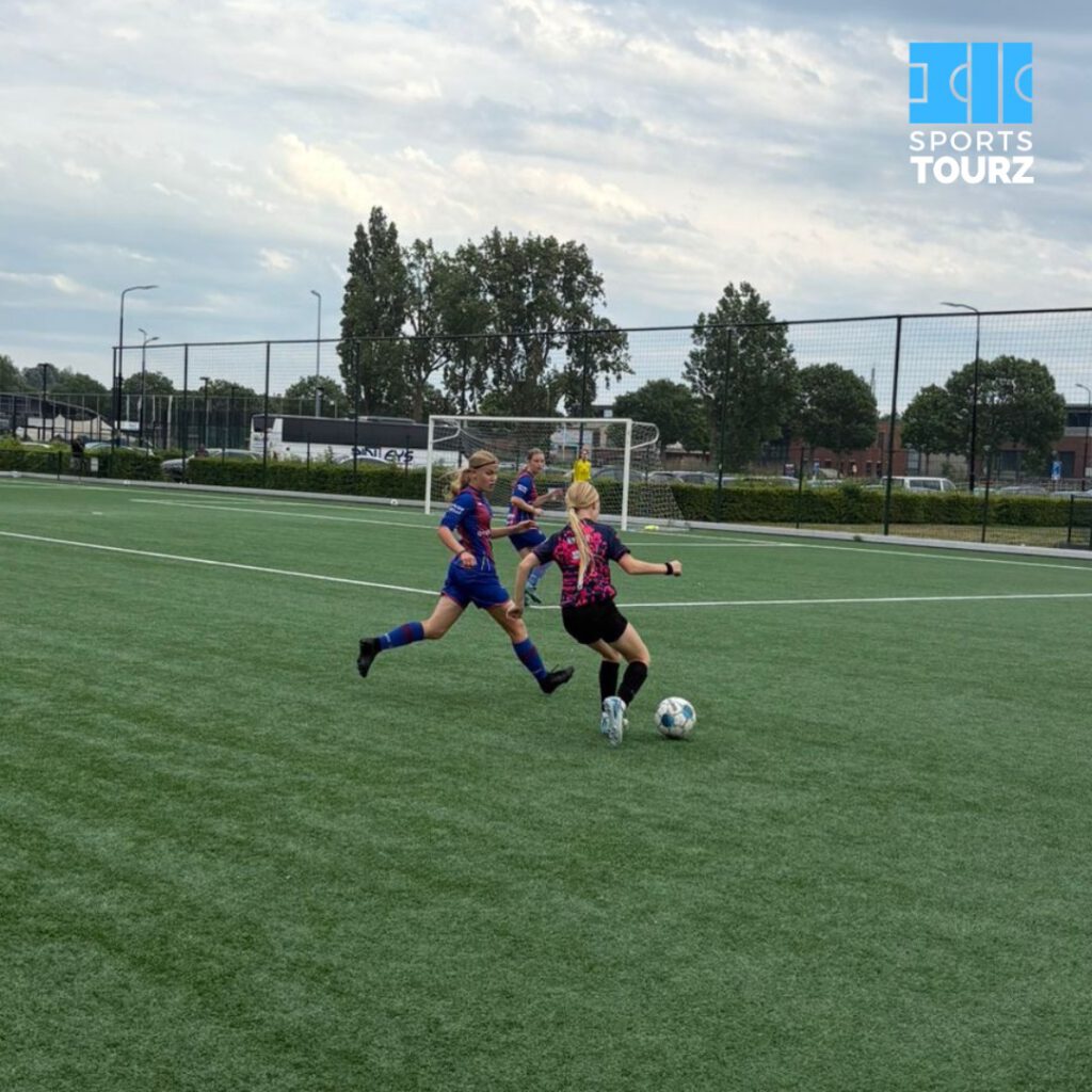 Instagram post from sportstourz. This post is in position 2.