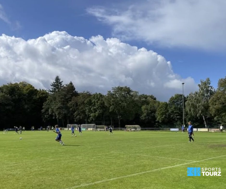 Instagram post from sportstourz. This post is in position 3.