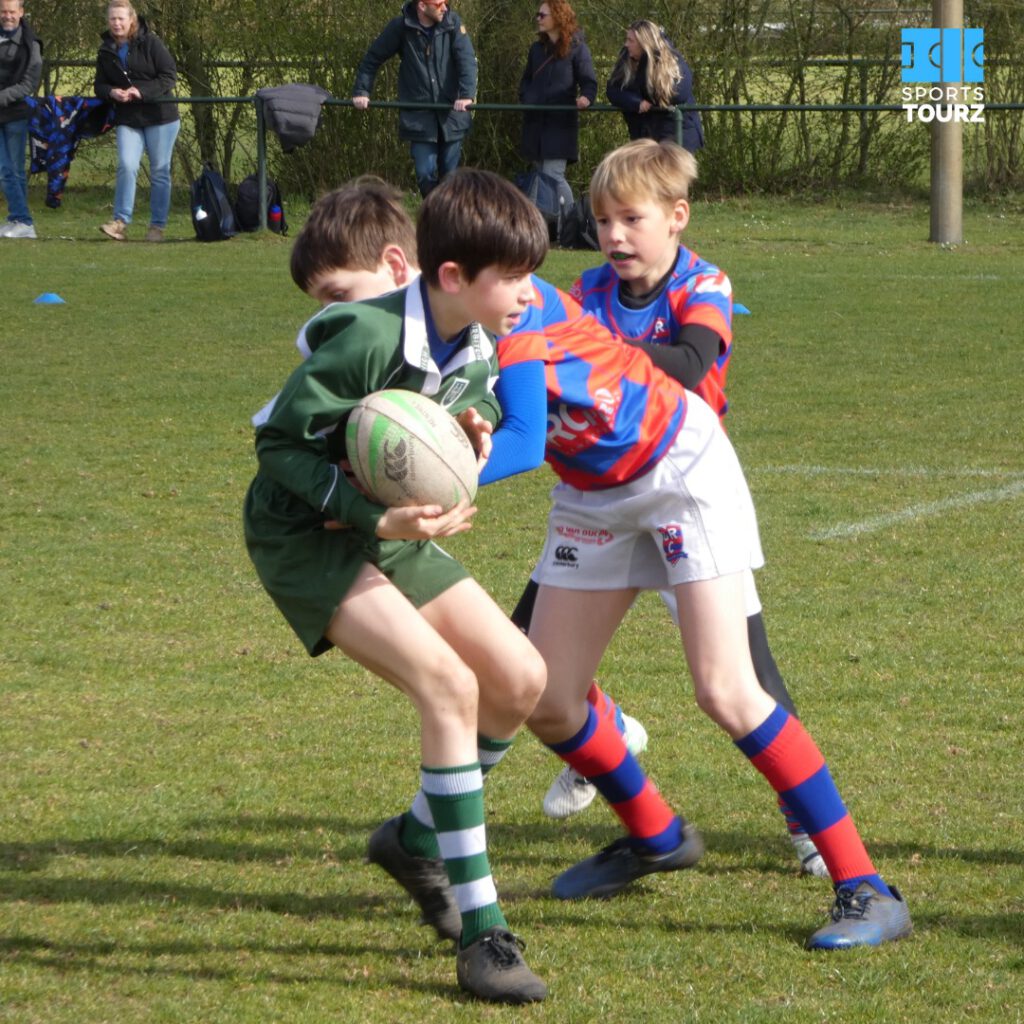 Instagram post from sportstourz. This post is in position 3.