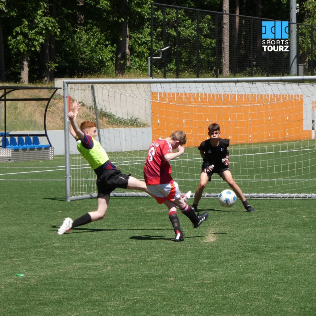 Instagram post from sportstourz. This post is in position 5.